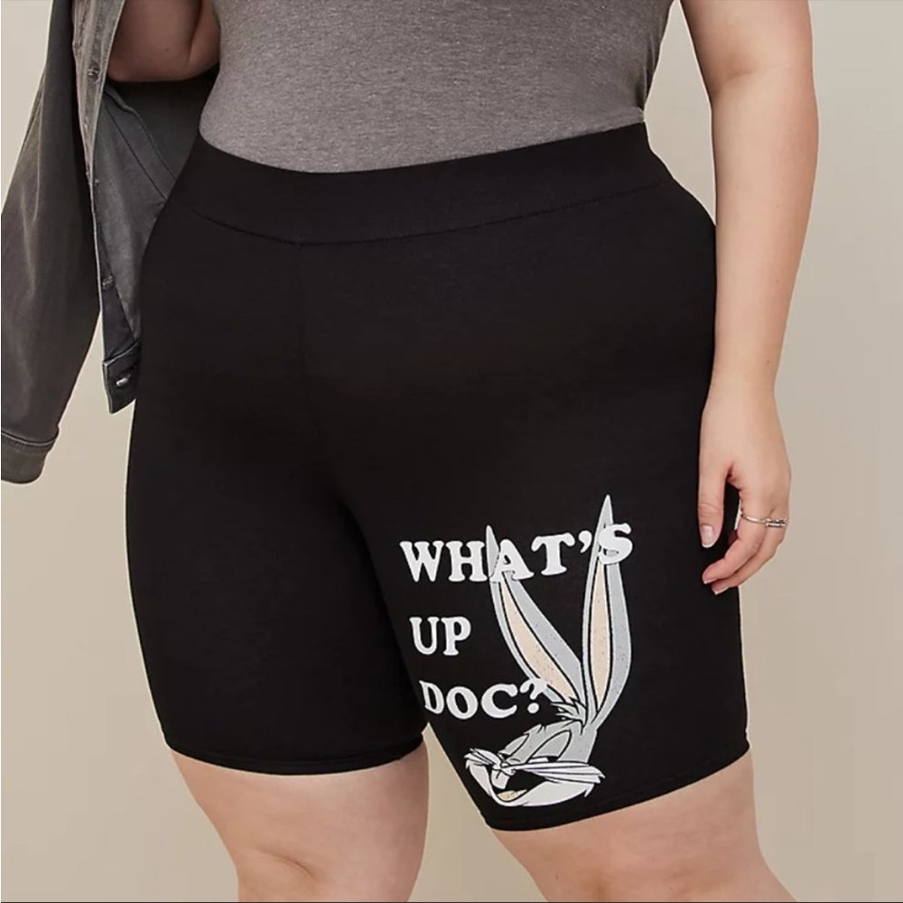 Torrid looney Tunes what’s up Doc bugs bunny bike shorts 2X 18/20 plus size NWT